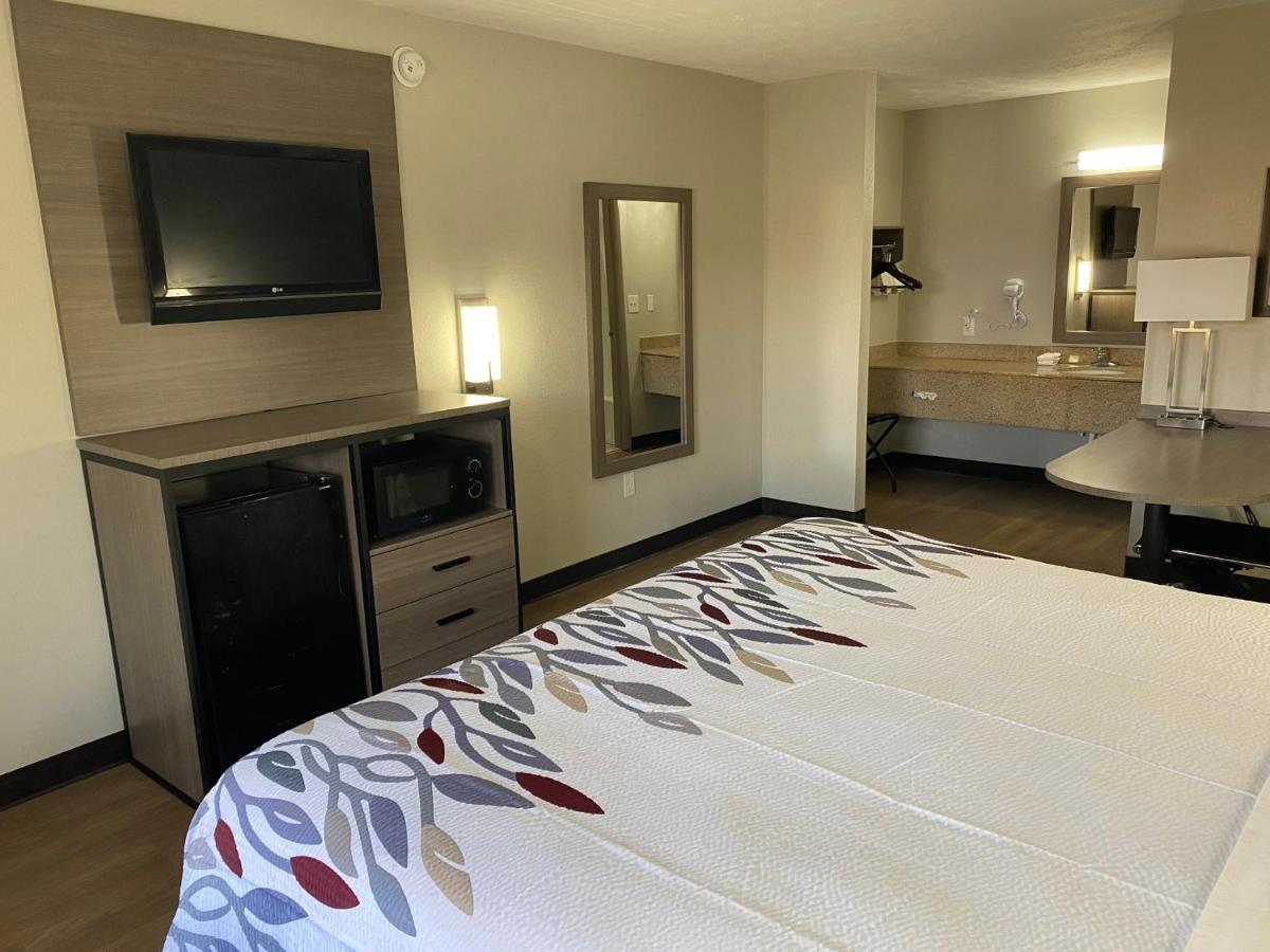 Red Roof Inn Jacksonville, Al Eksteriør billede